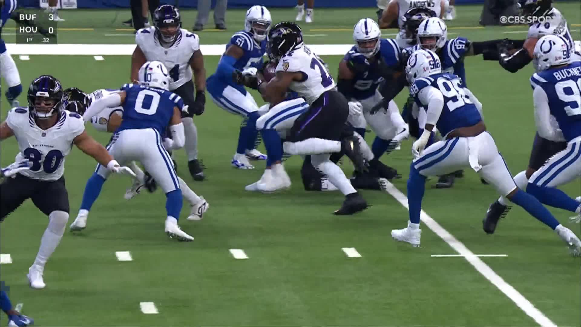 Derrick Henry powers in for a Ravens TD