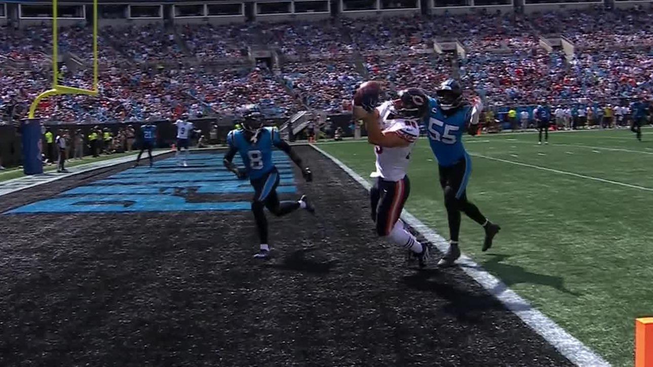 Caleb Williams dimes Cole Kmet for 22-yard TD