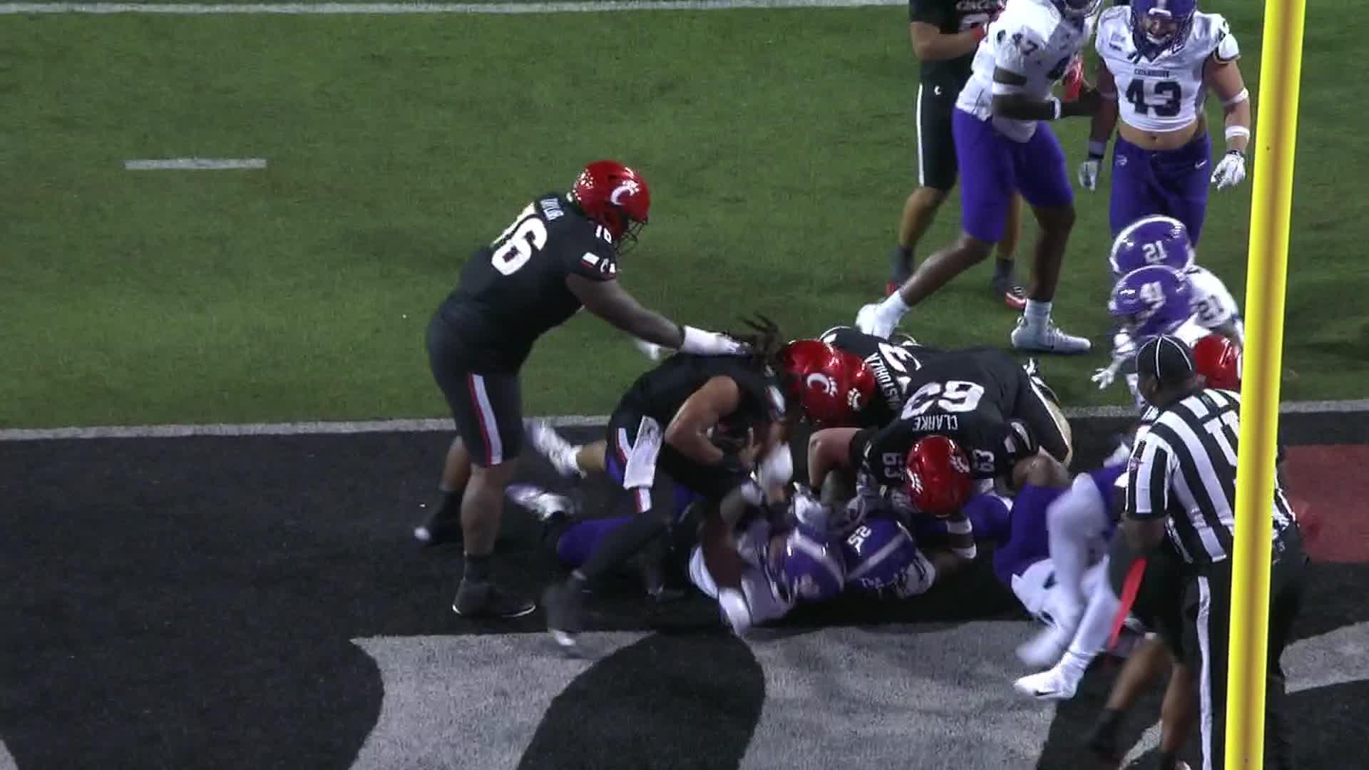 Gi'Bran Payne and JC French IV power Cincinnati to big win over Western Carolina