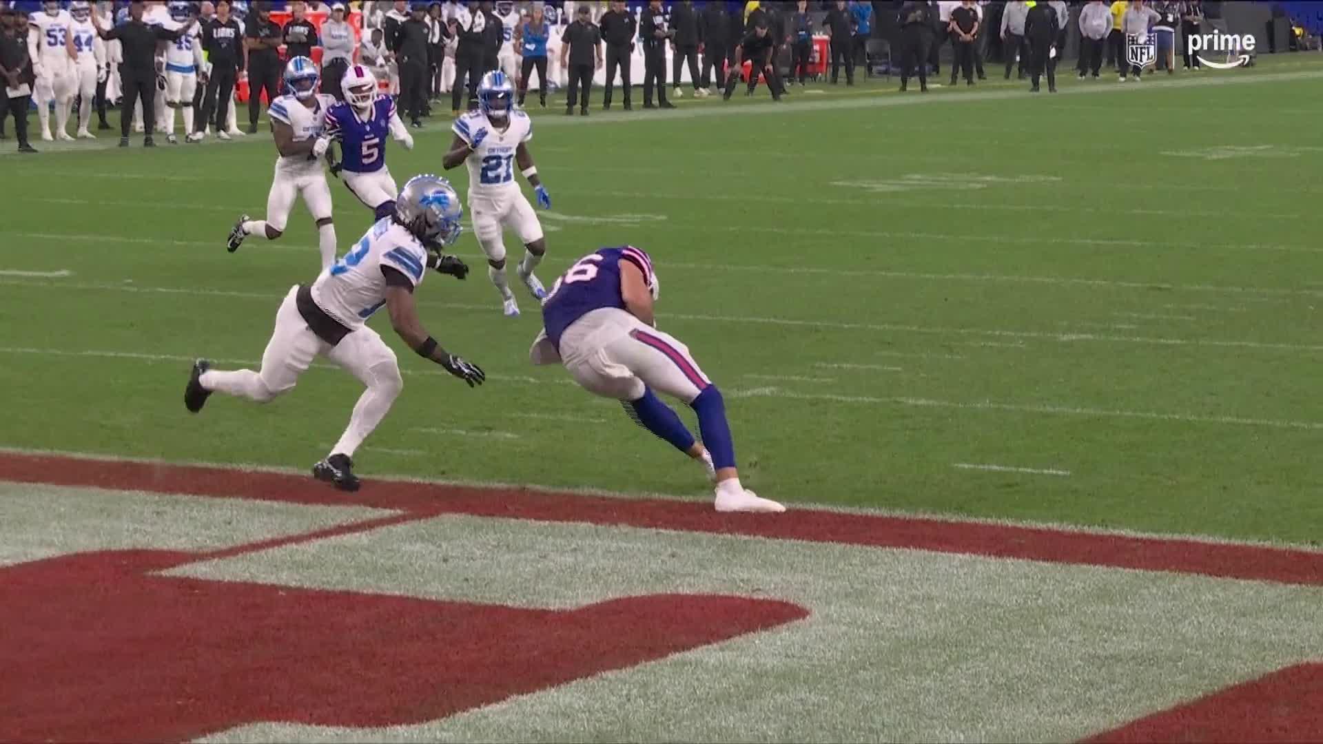 Josh Allen opens the Bills' new stadium with a 5-TD outing in a 41-31 win over the Lions