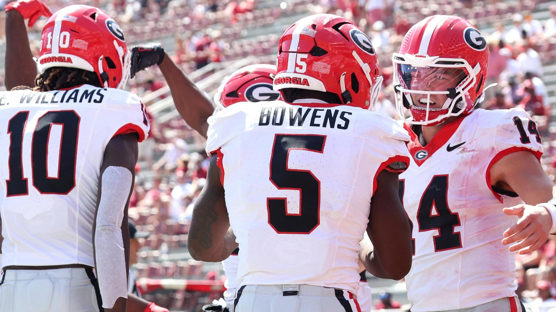 Georgia Bulldogs vs. Arkansas Razorbacks: Game Highlights