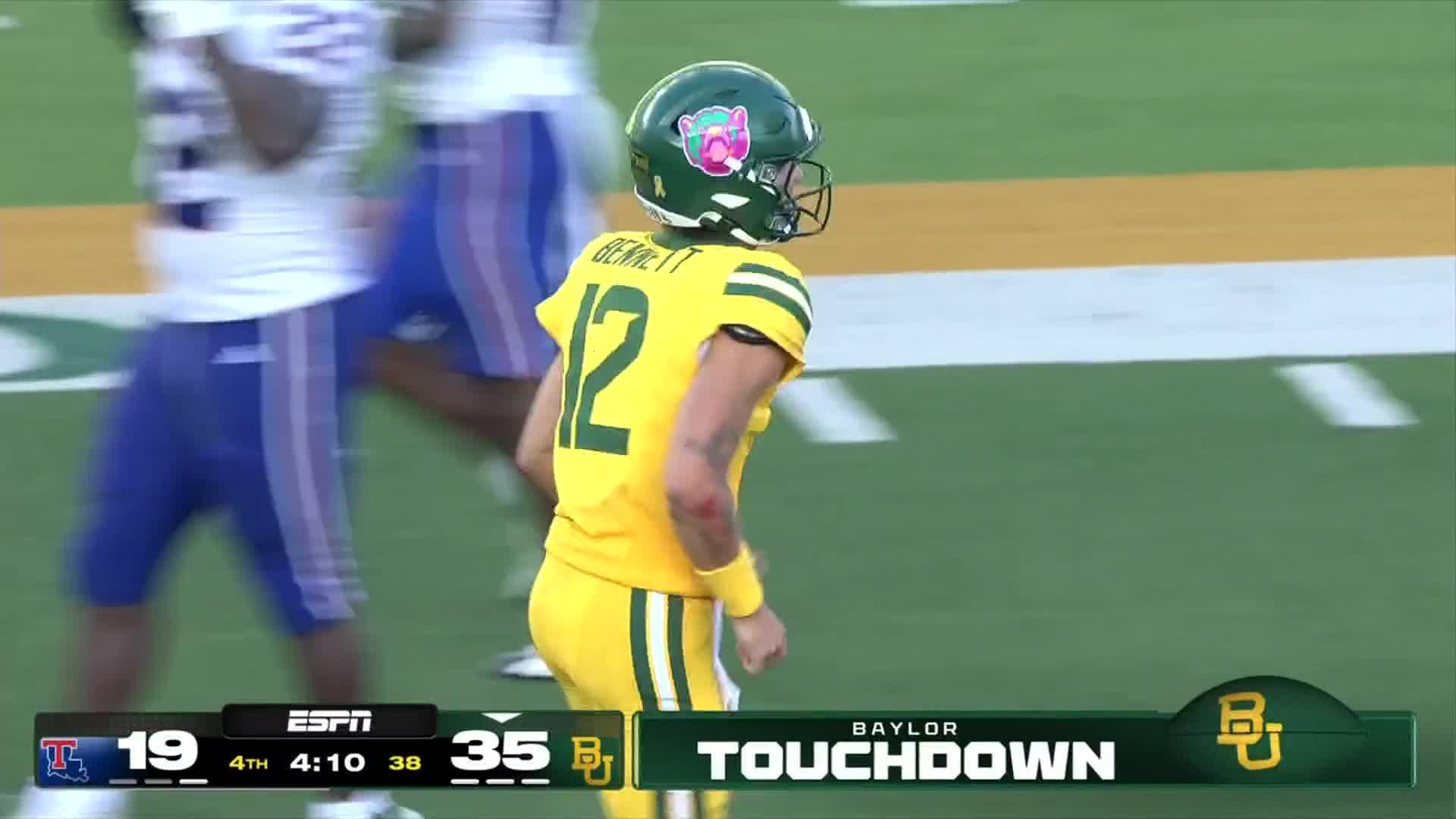 Bennett scores 4 TDs in 36-19 Baylor win over Louisiana Tech