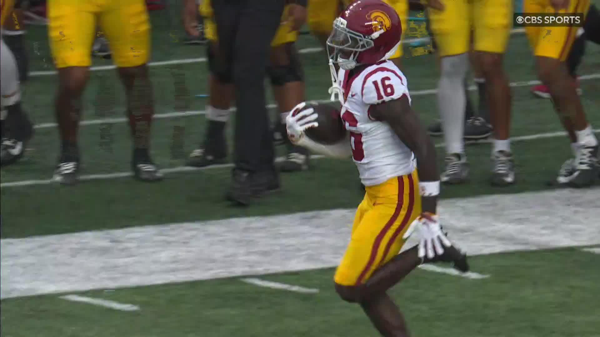 Maiava throws for 277 yards and 2 TDs in No. 12 USC's 42-35 win at Rutgers