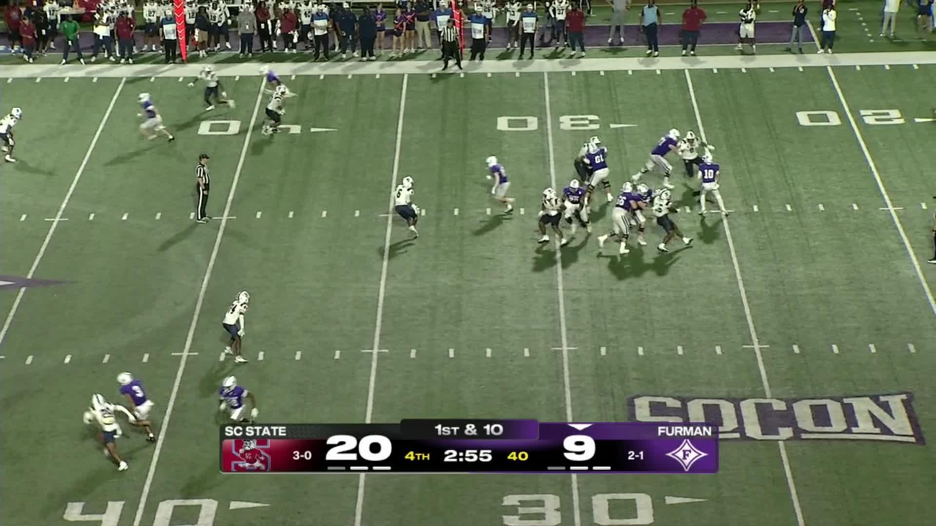 Connor Ackerley tosses 67-yard touchdown