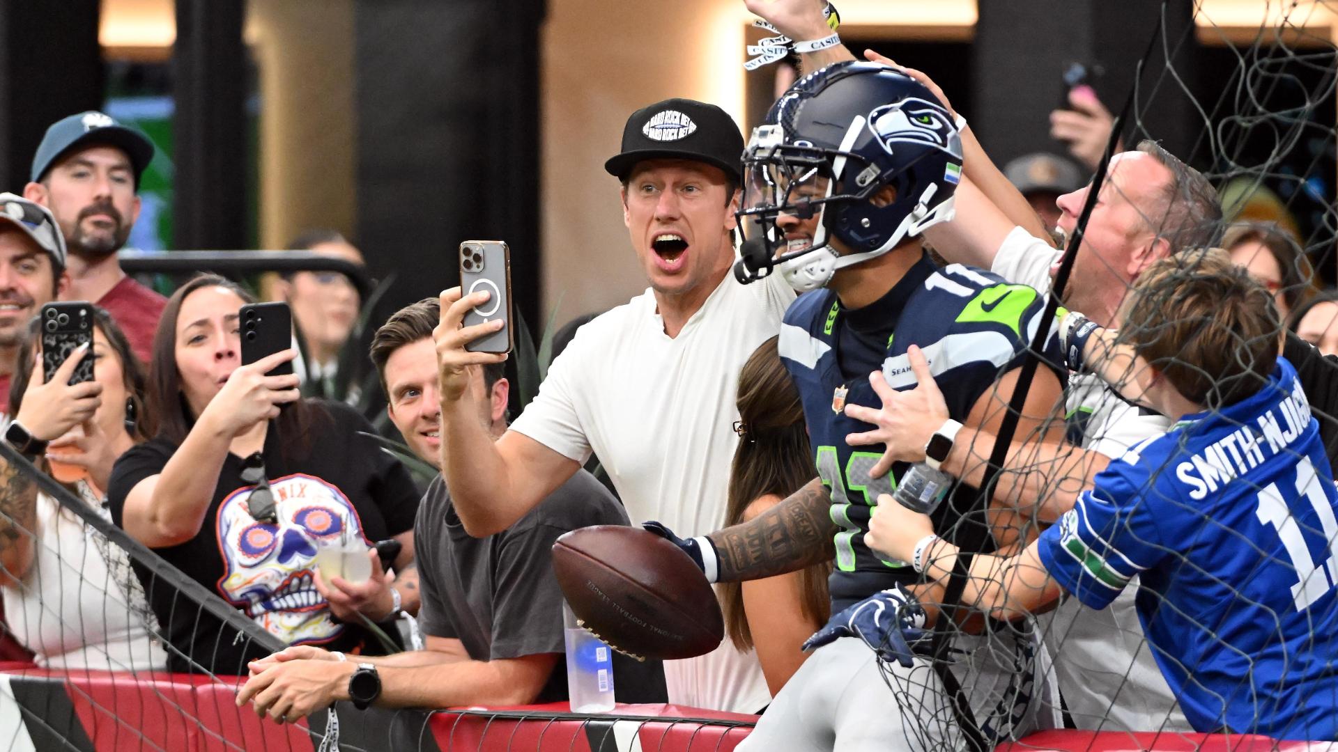 Drew Lock connects for 3 TDs with Jaxon Smith-Njigba, Seahawks roll past Cardinals 31-7