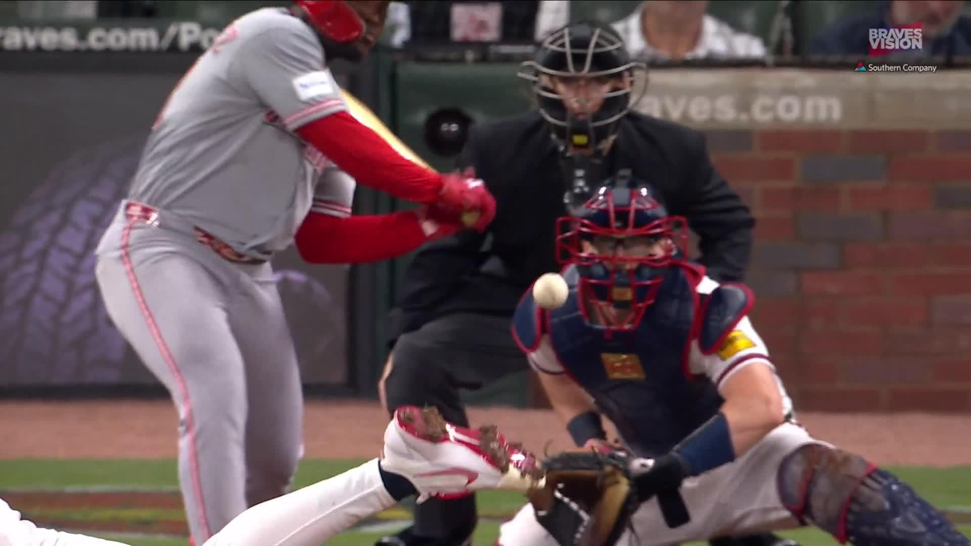 Hector Rodriguez crushes a home run