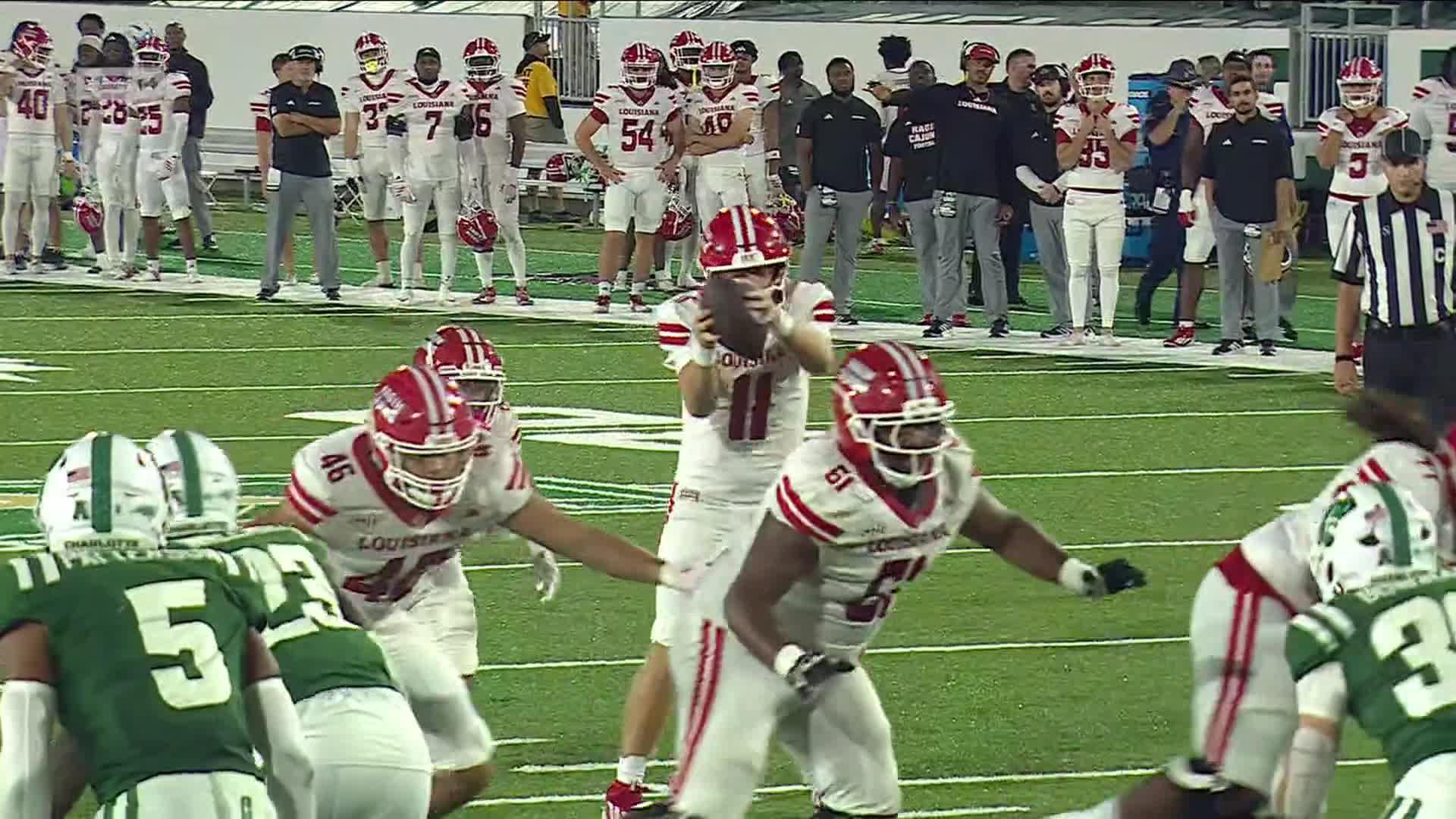 Winfield rushes, throws for TDs to lead Louisiana-Lafayette over Charlotte 34-7