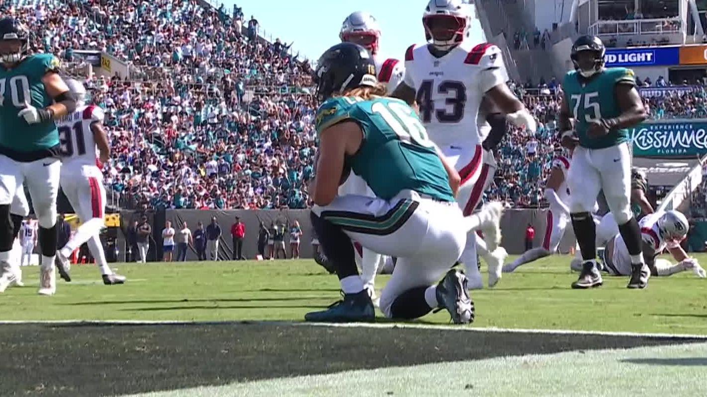 Lawrence throws 3 TD passes as Jaguars rout Patriots and raise more questions about Maye