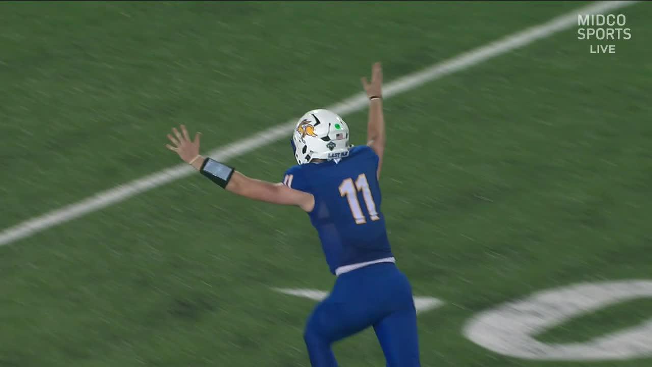 Johnson, Basinger combine for 4 TDs to help South Dakota State run over Eastern Illinois 42-7