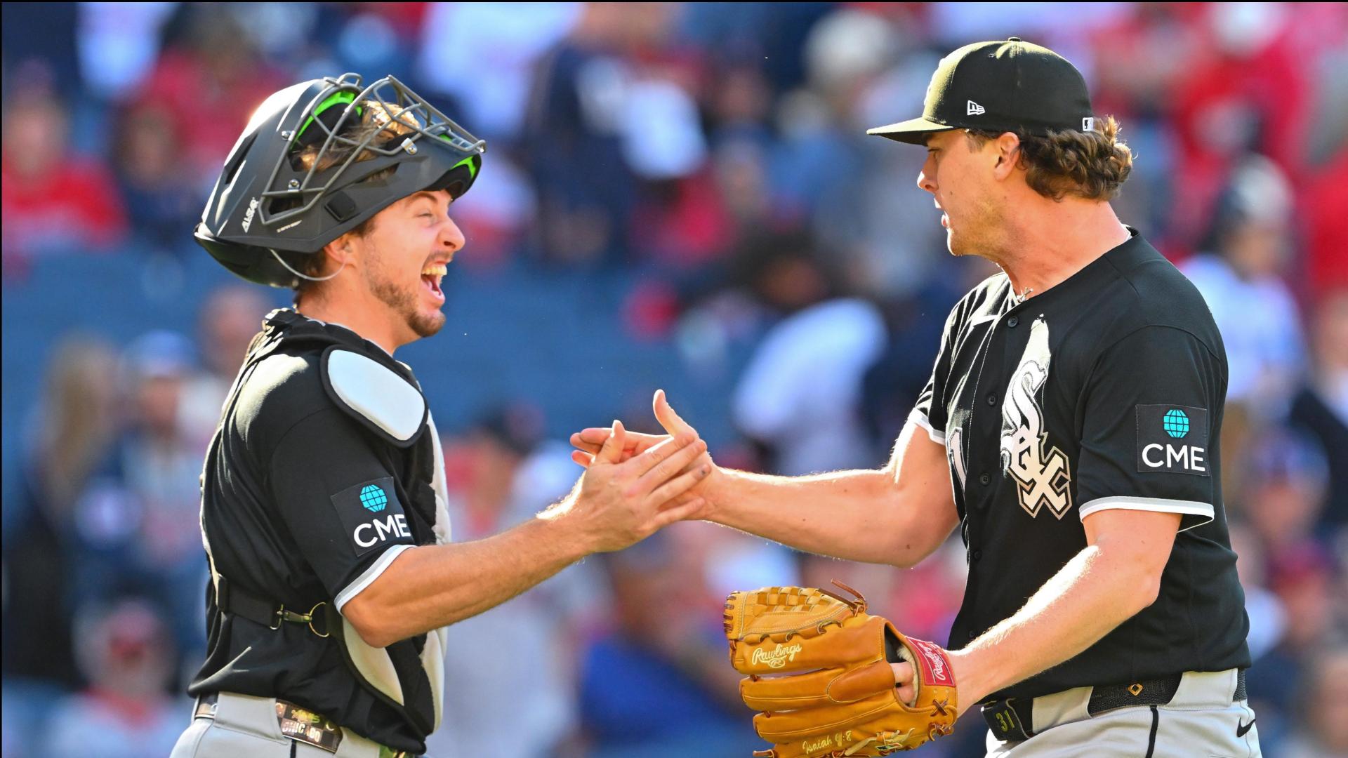 White Sox shut down Guardians to win Game 1 of ALDS