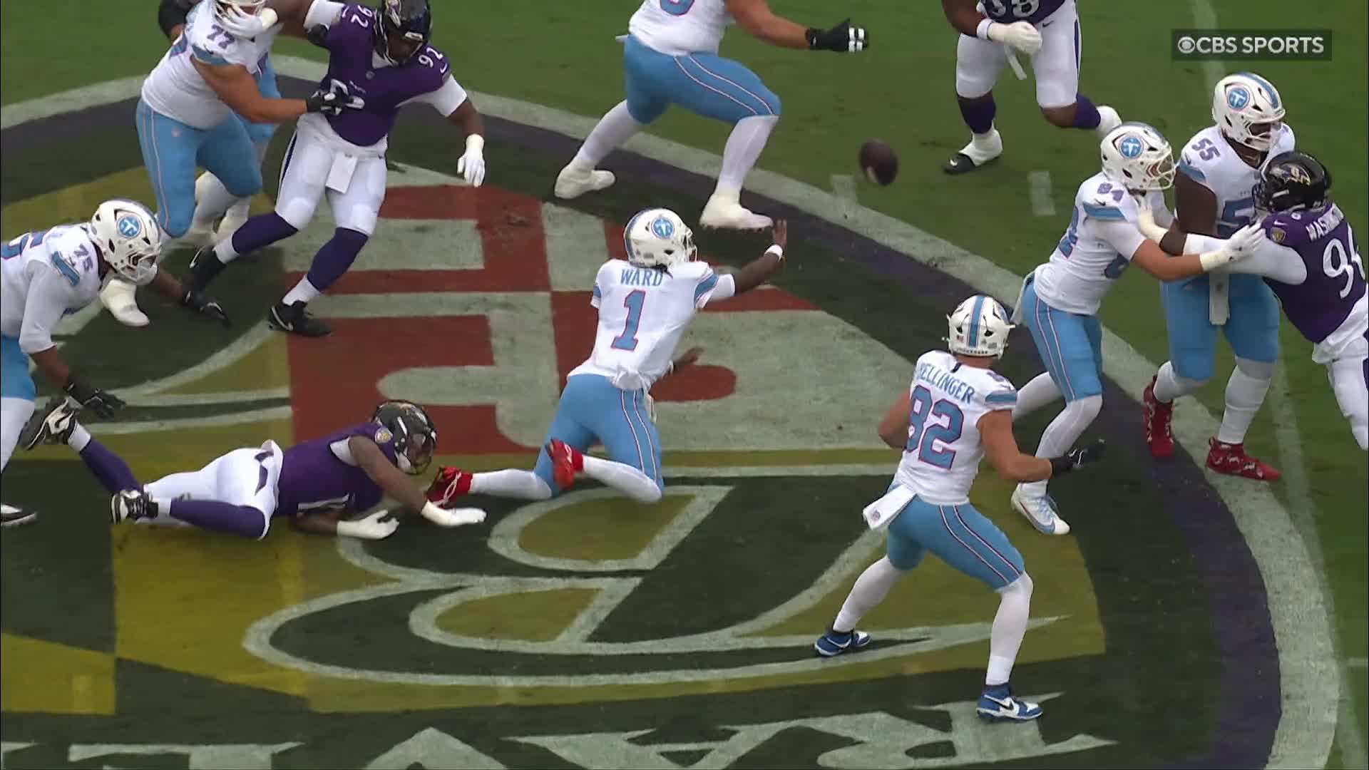 Ravens beat Titans 24-18 despite Lamar Jackson's ankle injury. Henry scores against his old team