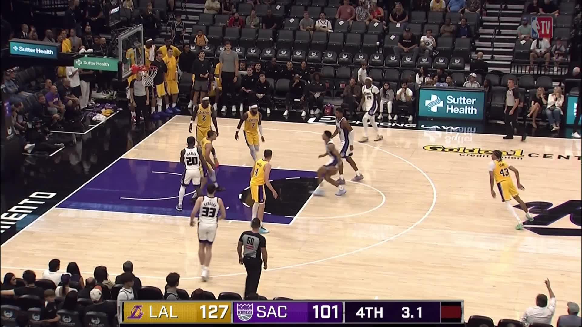 Los Angeles Lakers vs. Sacramento Kings: Game Highlights