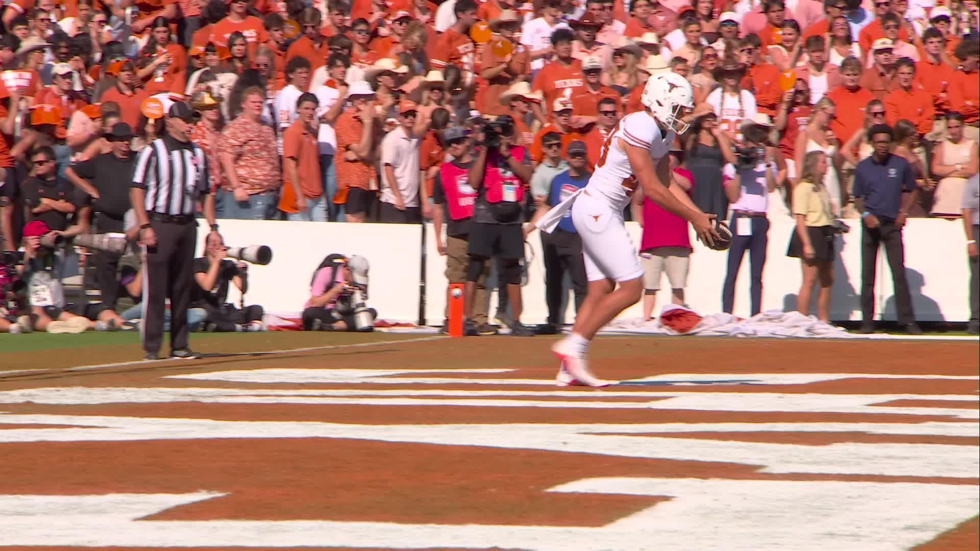NCAA: Sooners vs Longhorns