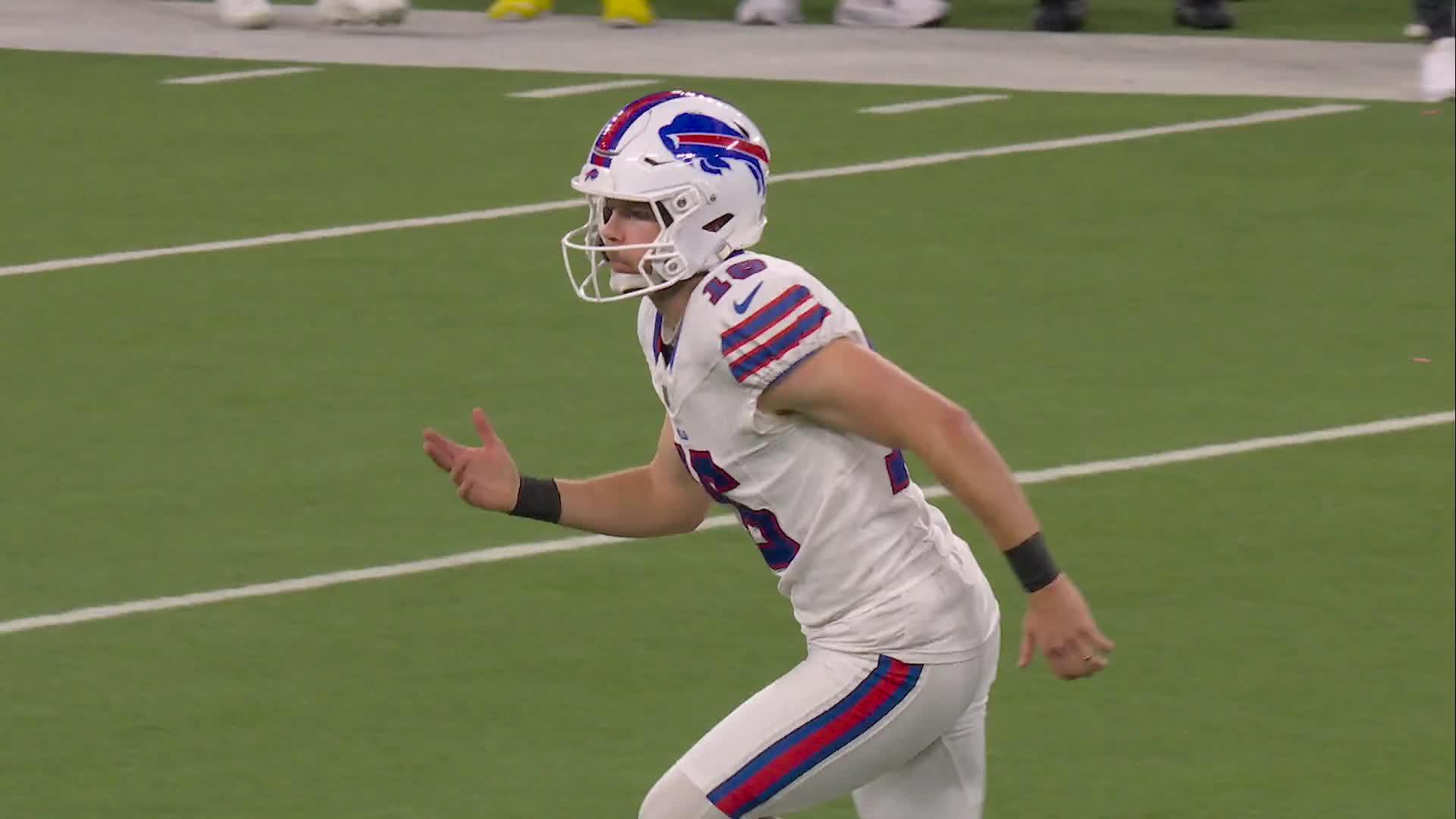 Josh Allen racks up 331 yards and Bills outlast Rams with help from blocked FG for 37-34 win in OT