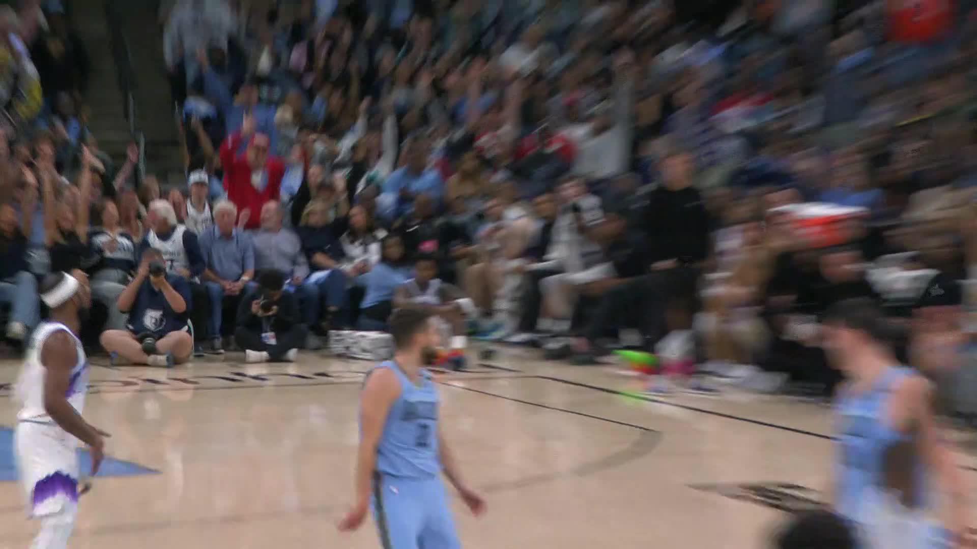 Ty Jerome' s career-high 45 points leads Grizzlies to a 123-103 victory over Jazz