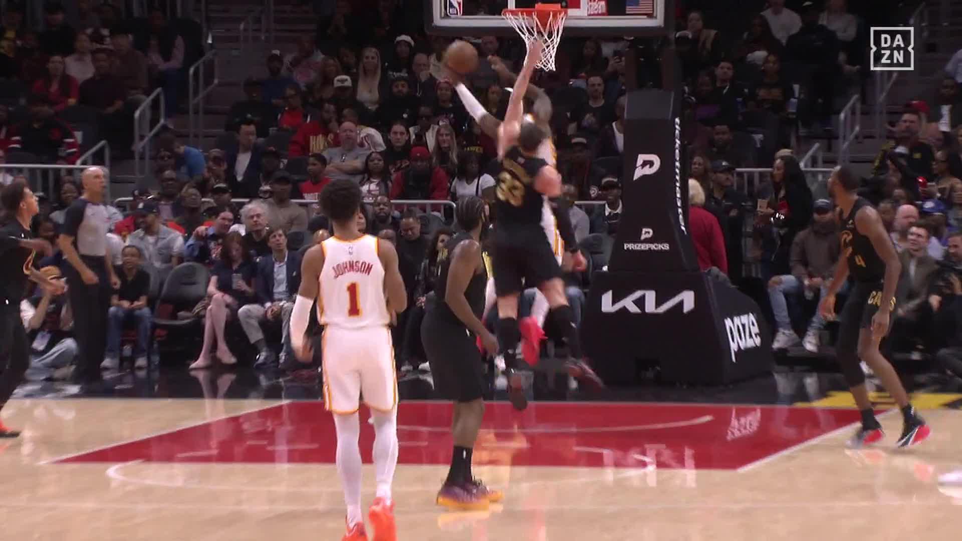 Onyeka Okongwu has 29 points and 12 rebounds as Hawks beat Cavs 114-111 to snap skid
