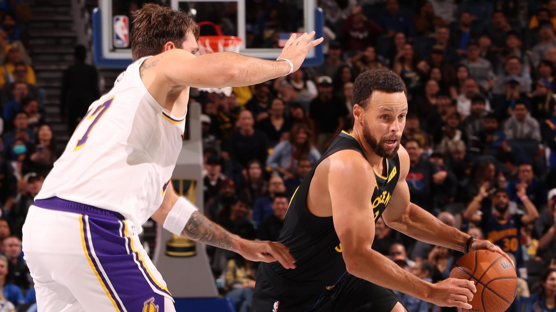 Warriors erase big early deficit and beat the Lakers at home
